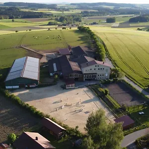 Pension&reitschule Fuchsenhof Bauernhof